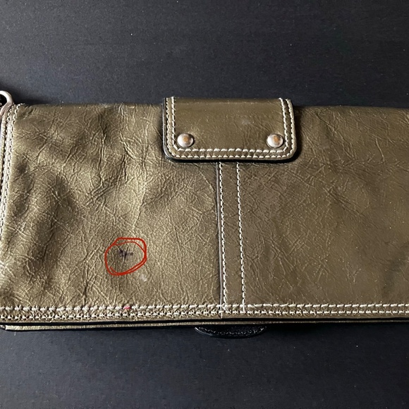 Very Cute Vintage Coach Bleeker Gray Patent Leather Wallet/Wristlet. Orig. Owner - Picture 15 of 15